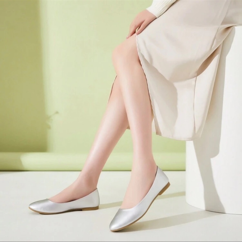 Silver Minimalist Flats with Metallic Sheen